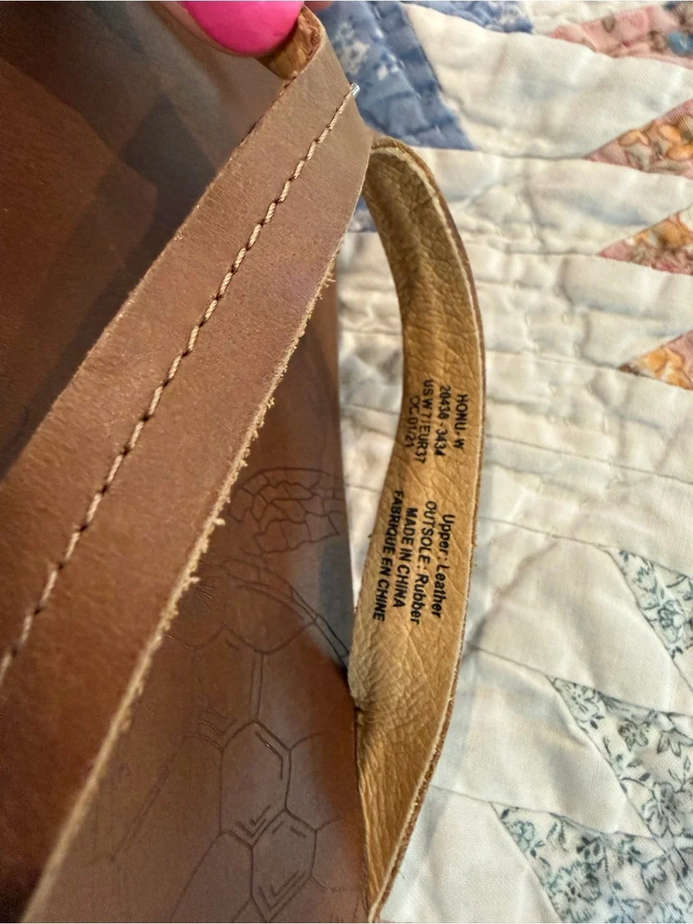 OluKai Brown Leather Thongs for Women